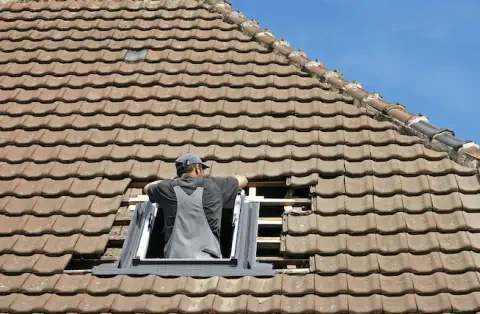 Pose de velux - Livré-la-Touche